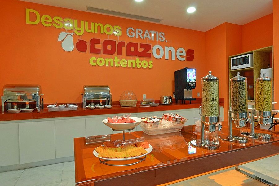 One Angelopolis Periferico 3*